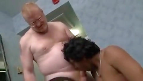 Mas interracialoi with a sexy girl