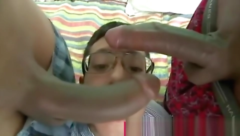 She gets fucked in the kitchen and creamed