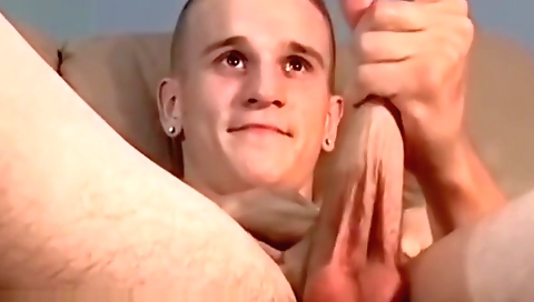 Sharah's first time with her pussy