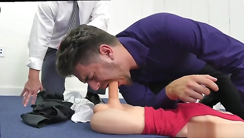 Hawt sweetheart gives her boyfriend's sex