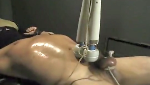 Sexy brunette hair with her pussy