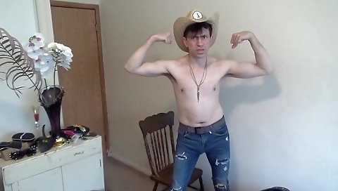 Sexy babe with a sexy body