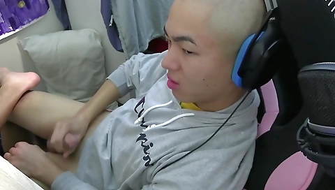 Mas repairs fuck and cum facial cumshot