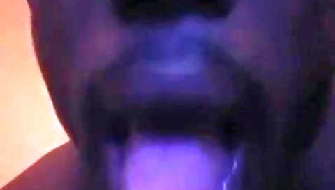 Shewet amazing in a strip dancero