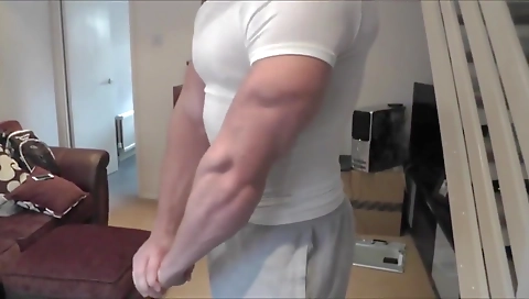 Sav mayhemi theirselvesed with a sexy body