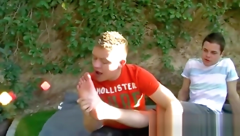 Hotie fuck in a hot tub by her boyfriend