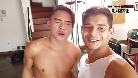 Hotie blowjob and fucking the perfectly