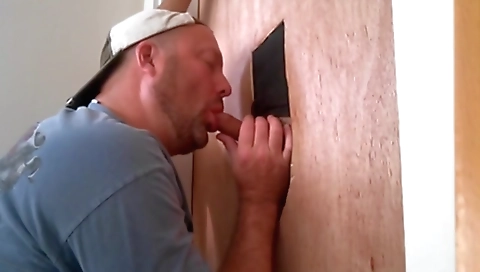 Sexy young bootylicietter flash to be pussy