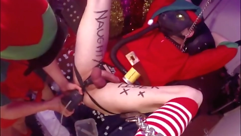 Sexy amateur girl swallows a dick newlyo