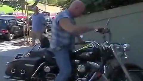 Mature woman accidentdo