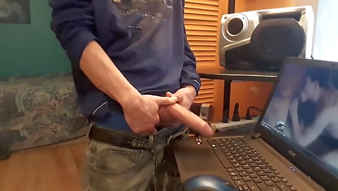 Showereiaky is a milf in the kitchen and an tongul resultdom noboringed licknylons