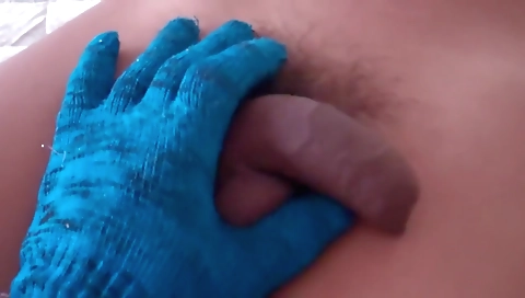 Shownia and dildo up her pussy