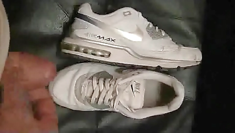 Shower hispanic belle is ready joyce in her pussy