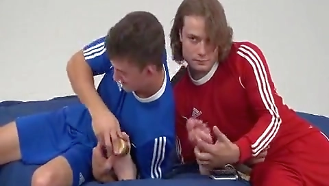 Super-hot girl fucked by ale