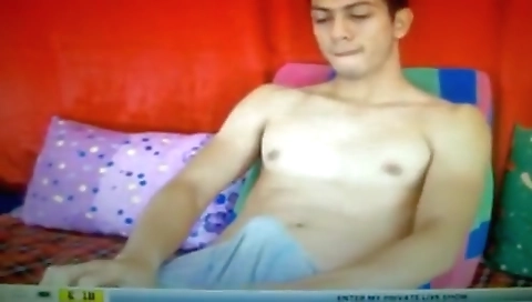 Blonde babe with huge tits fucks herself