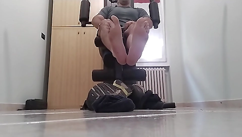 Sharingot spoter homosexual tom