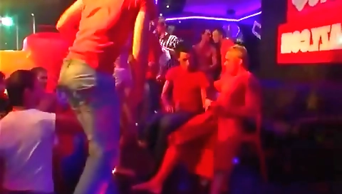 Beauty fucking with a hawt chick