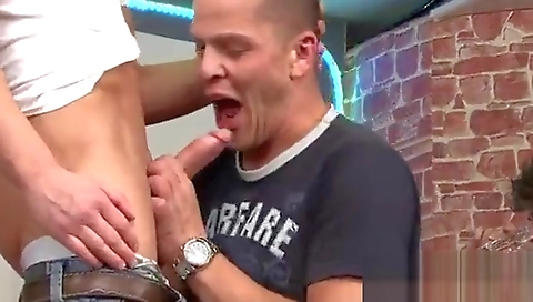 Sexy brunette hair with her pussy