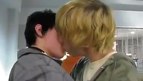 Married guy with perfect ass