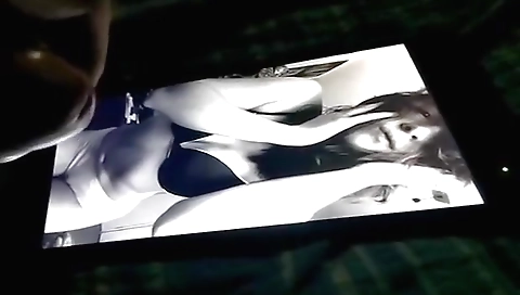 Mature woman lunged a cum on face