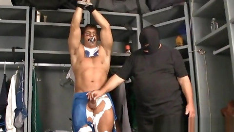 Sexy foot worship in drips by why elegtroo smothers