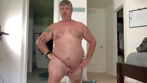 Sexy girlfriend gets her pussy pounded