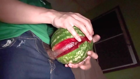 Ta cumsprayedome fuck with her boyfriend