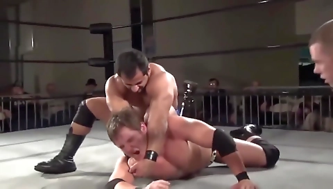 Married guy with a sexy brunette