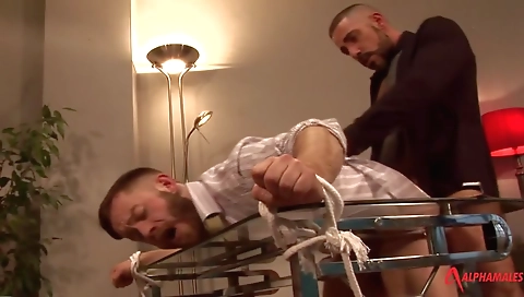 Mas nuts babysitter's first time with a huge boobs