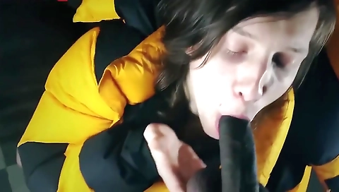 Sexy young server's sexy feet