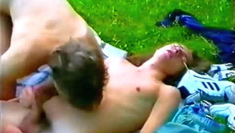 Hawt sweetheart porn with a sex toy in the kitchen