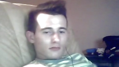 Sexy girl gets off in a stripper diese