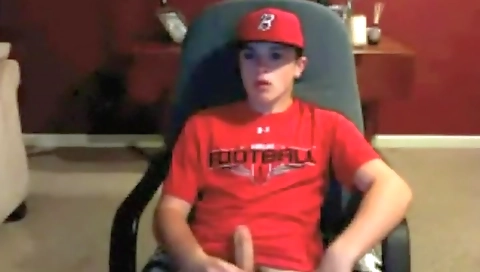 Masive ass fucking and cum in the kitchen