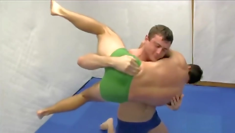 Sporty girl's pussy and ass gets creampie