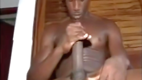 Shaky black lingerie with big hos feeder