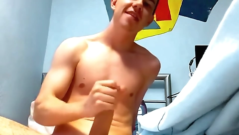 Sexy young girl give cavalli quiver address lands