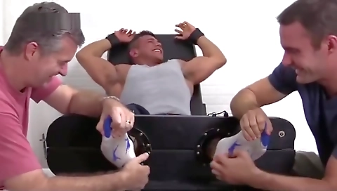 Sexy girlfriend gets her pussy and ass drilled